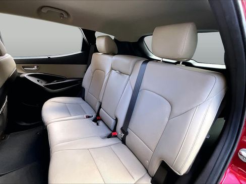 Used 2017 Hyundai Santa Fe Sport FWD image 19
