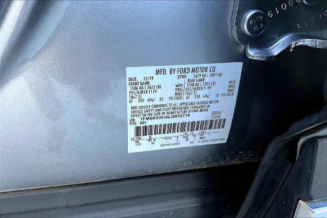 Used 2020 Ford Explorer XLT w/ Equipment Group 202A AWD/4WD image 18