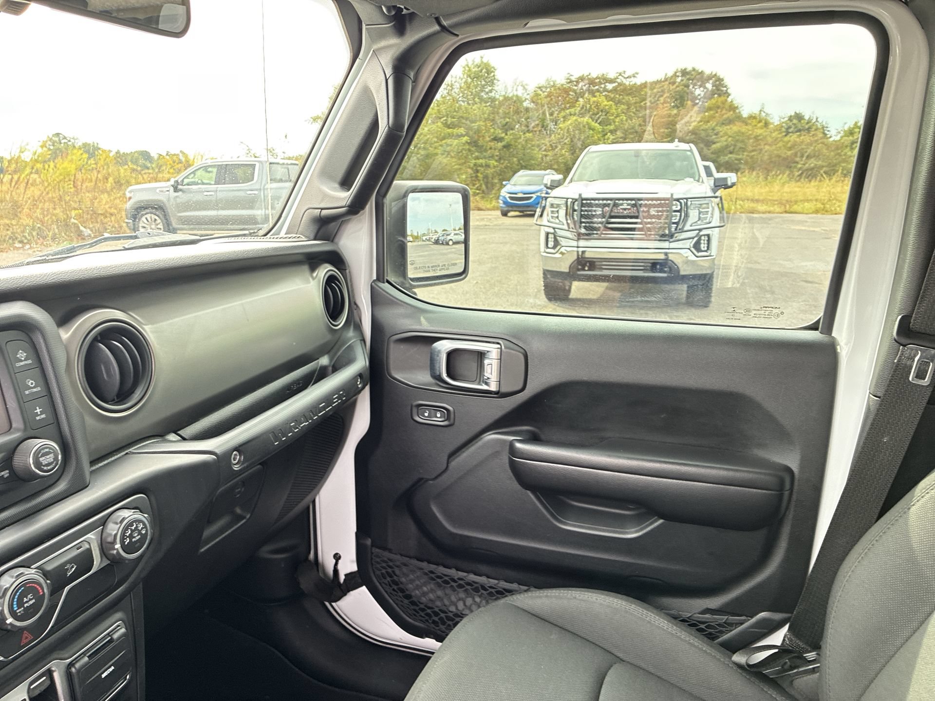 Used 2020 Jeep Wrangler Unlimited Sport S AWD/4WD image 11