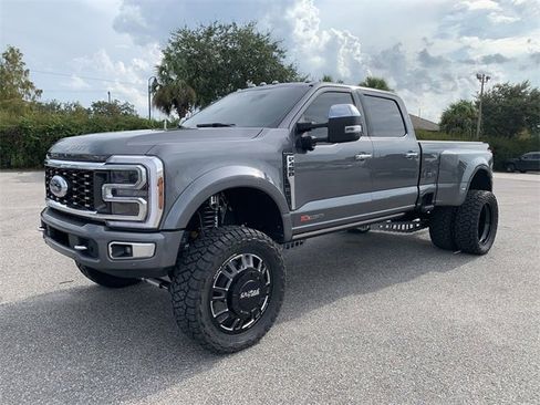 New 2024 Ford F450 Platinum w/ FX4 Off-Road Package image 8