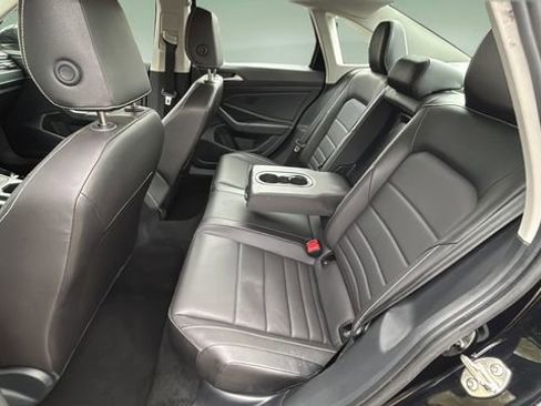 Used 2024 Volkswagen Jetta SE image 20