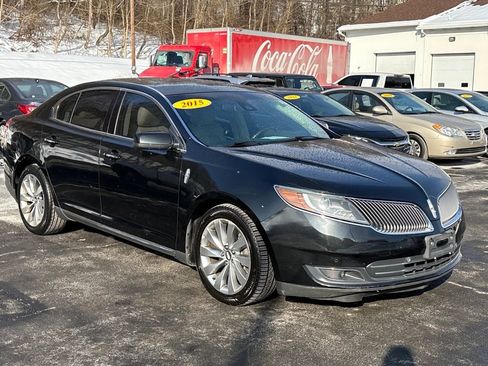 Used 2015 Lincoln MKS image 7