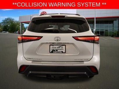 Used 2023 Toyota Highlander Limited