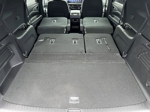 New 2026 Chevrolet Traverse LT w/ Sun and Wheel Package image 22