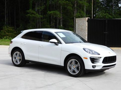 Used 2017 Porsche Macan S AWD/4WD image 29