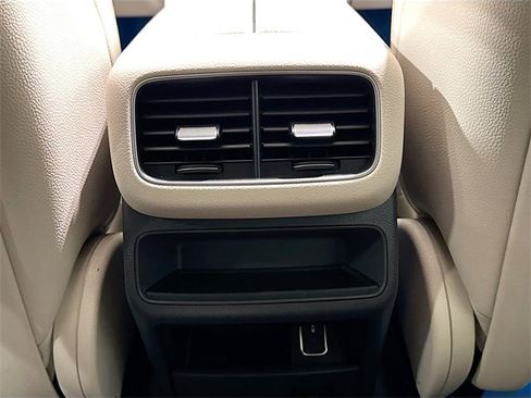 Certified 2020 Mercedes-Benz GLE 350 4MATIC image 27