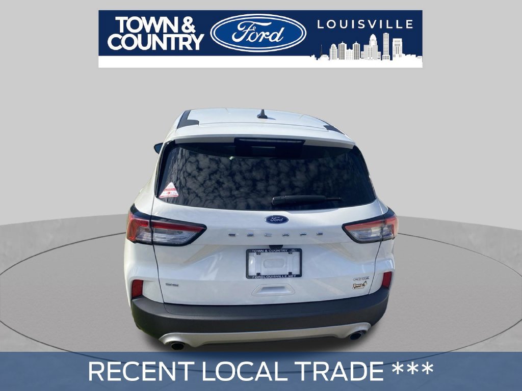 Used 2022 Ford Escape SE w/ Cold Weather Package AWD/4WD image 4