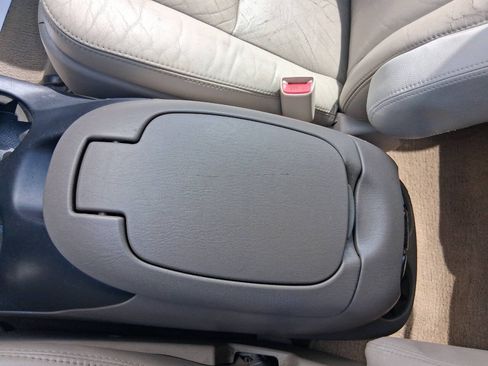 Used 2007 Toyota Sequoia SR5 RWD image 27