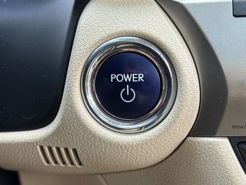 Used 2015 Lexus ES 300h w/ Navigation System Package FWD image 34