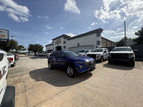 Used 2022 Hyundai Tucson SEL w/ Cargo Package AWD/4WD image 42