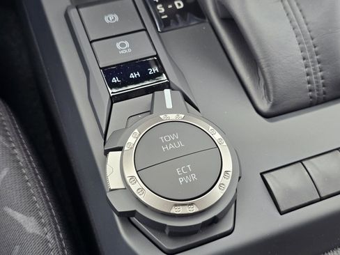 New 2026 Toyota Tacoma SR5 AWD/4WD image 7