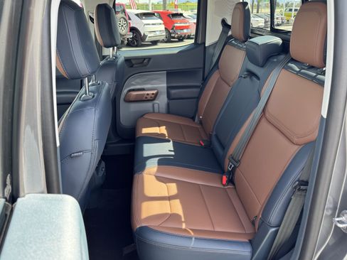 Used 2024 Ford Maverick Lariat image 34