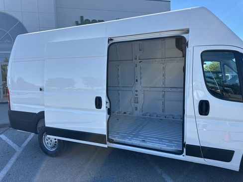 New 2026 RAM ProMaster 3500 w/ Power Group image 4