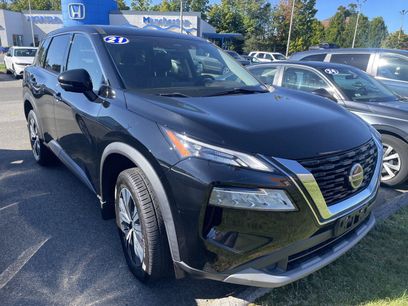 Used 2021 Nissan Rogue SV