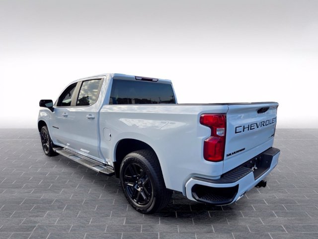 Used 2024 Chevrolet Silverado 1500 RST AWD/4WD image 5