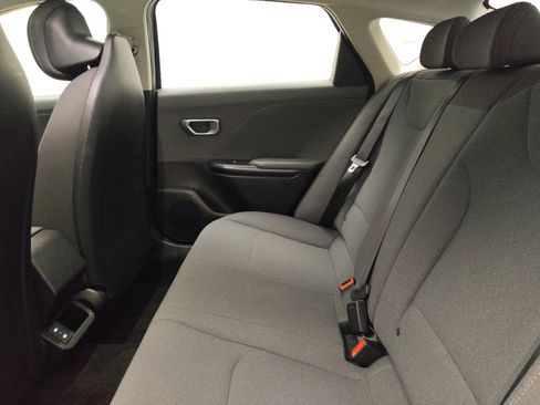 Used 2025 Kia K4 FWD image 18