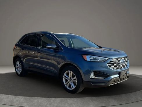 Used 2019 Ford Edge SEL image 13