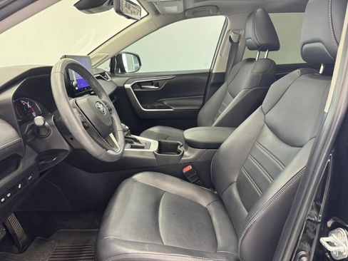 Used 2024 Toyota RAV4 XLE Premium w/ Weather Package FWD image 19