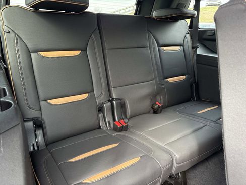 Used 2023 GMC Yukon AT4 AWD/4WD image 33