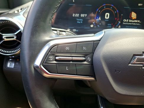 Used 2025 Chevrolet Equinox LT w/ Midnight Edition FWD image 17
