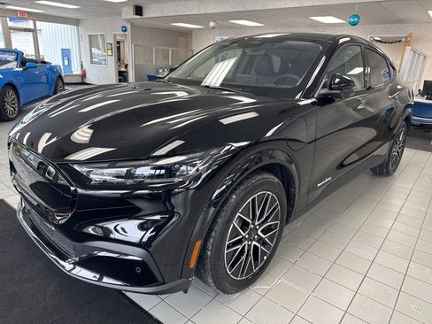 New 2025 Ford Mustang Mach-E Premium image 3