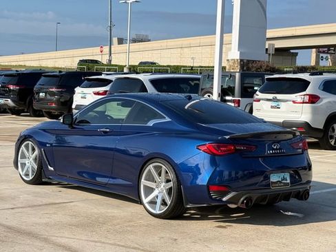 Used 2019 INFINITI Q60 3.0t Luxe w/ Essential Package RWD image 7