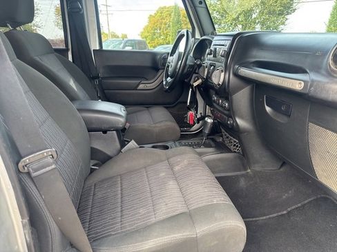 Used 2011 Jeep Wrangler Unlimited Sport image 13