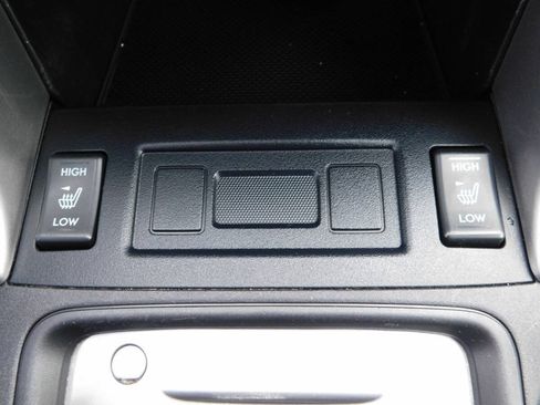 Used 2015 Subaru Forester 2.5i Premium w/ All-Weather Package AWD/4WD image 16