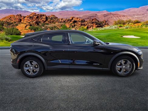 Used 2022 Ford Mustang Mach-E Select image 3