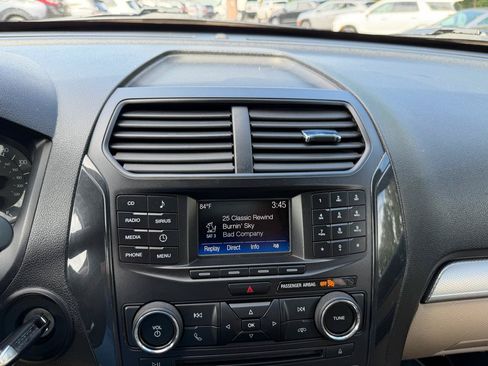Used 2017 Ford Explorer 4WD image 14