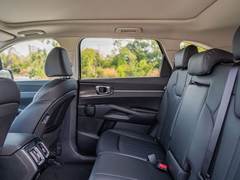 New 2026 Kia Sorento S FWD image 15