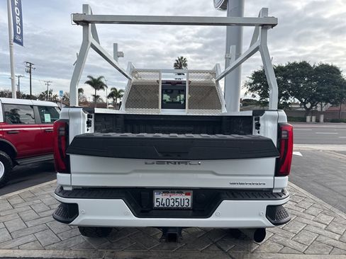 Used 2024 GMC Sierra 2500 Denali w/ Denali Reserve Package image 11