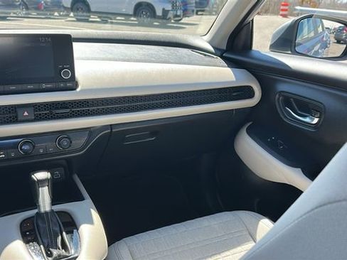 Used 2023 Honda HR-V LX image 23