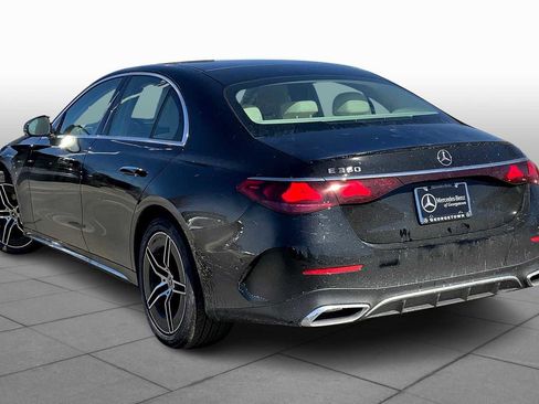 Used 2025 Mercedes-Benz E 350 Sedan image 4