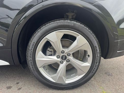 Used 2021 Audi Q5 Prestige image 45