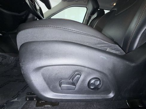 Used 2018 Jeep Compass Limited AWD/4WD image 14