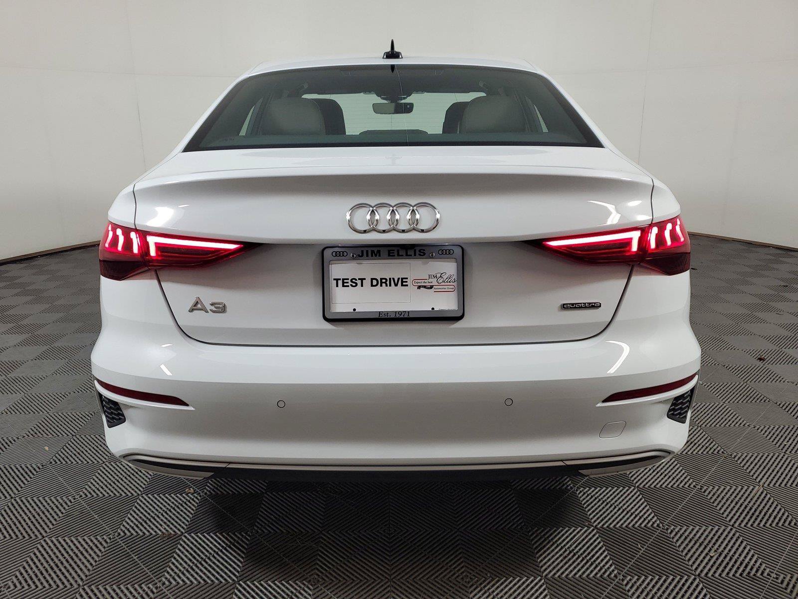 Used 2024 Audi A3 2.0T Premium AWD/4WD image 5