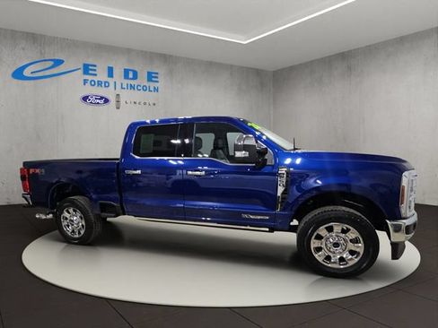 Used 2026 Ford F250 Lariat w/ Lariat Premium Package AWD/4WD image 7