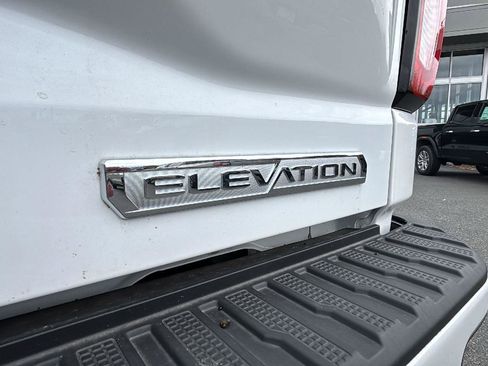 New 2025 GMC Sierra 1500 Elevation w/ Preferred Package image 9