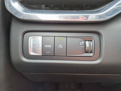 Used 2026 GMC Acadia Denali w/ Super Cruise Package FWD image 17