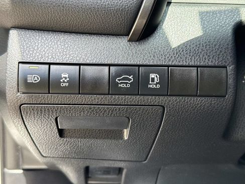 Used 2024 Toyota Camry SE FWD image 42