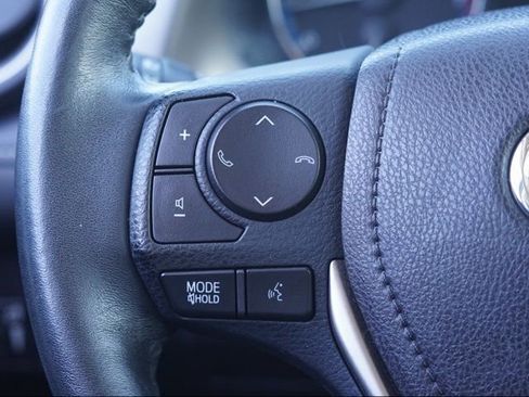 Used 2017 Toyota RAV4 Platinum w/ Cargo Management Package image 19