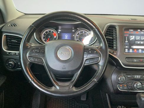Used 2021 Jeep Cherokee Trailhawk w/ Trailer Tow Group AWD/4WD image 10
