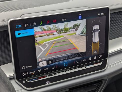 New 2026 Volkswagen Tiguan SE R-Line AWD/4WD image 19