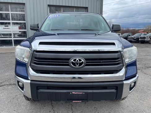 Used 2015 Toyota Tundra SR5 image 2