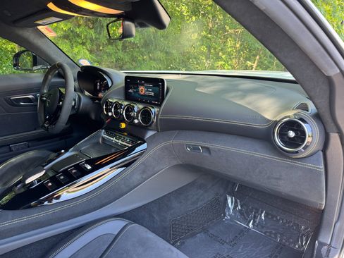 Used 2020 Mercedes-Benz AMG GT R image 69