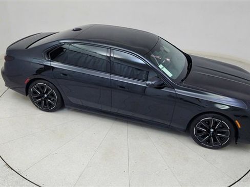 Used 2025 BMW 740i xDrive 740i xDrive w/ Executive Package image 75