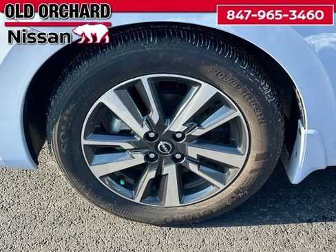 Used 2024 Nissan Versa SV w/ Trunk Package image 10