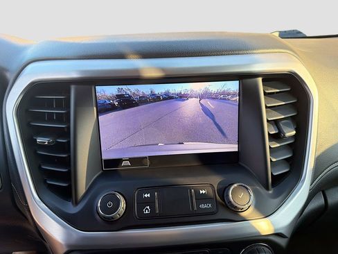 Used 2023 GMC Acadia SLT image 35