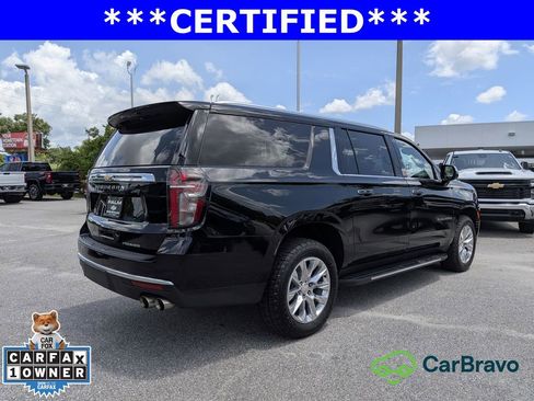 Certified 2024 Chevrolet Suburban Premier AWD/4WD image 3